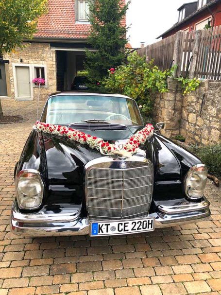 Vermietung S-Klasse Mercedes als elegantes Hochzeitsauto mit Chauffeur für Ihre Hochzeit - Region Würzburg, Schweinfurt, Kitzingen